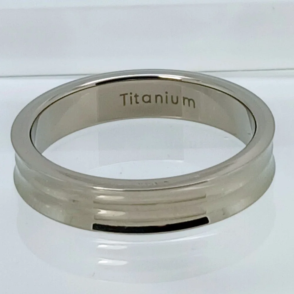 Vintage 1990s Titanium Ring Band Size 11 Silver Double Groove Concave 5mm NOS